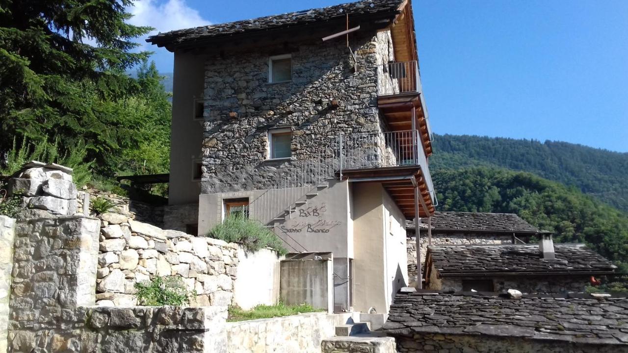 B&B Sasso Bianco Prata Camportaccio Bagian luar foto